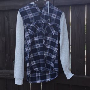 Plaid and grey adam Levine long sleeve